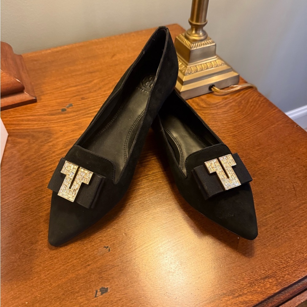 NWOT Tory Burch Black Suede Loafer Flats Bow Jewel T Size 9 MSRP $525 Dustbag - Picture 6 of 16